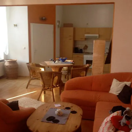 Strandnahe Ferienwohnung Mit Wintergarten 아파트